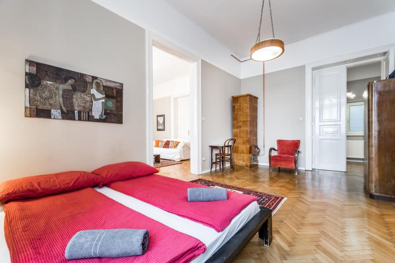 Berta - 4 Bedrooms, 3 Baths Budapest Kültér fotó