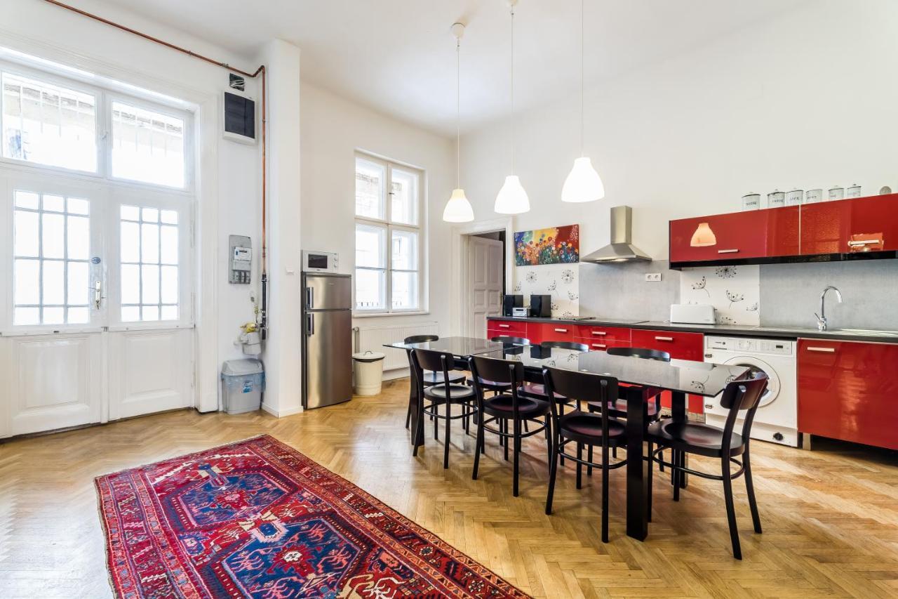 Berta - 4 Bedrooms, 3 Baths Budapest Kültér fotó