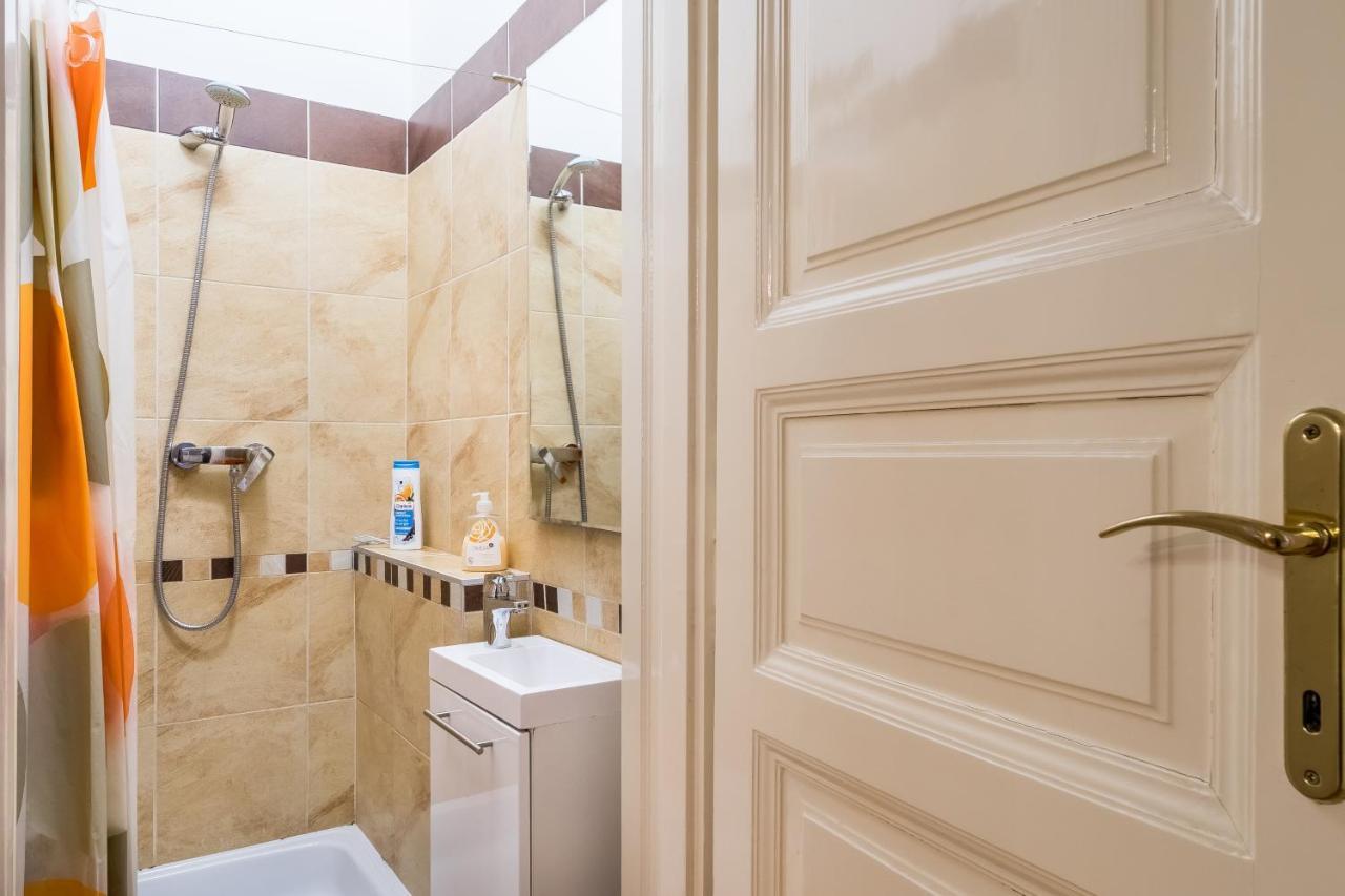 Berta - 4 Bedrooms, 3 Baths Budapest Kültér fotó