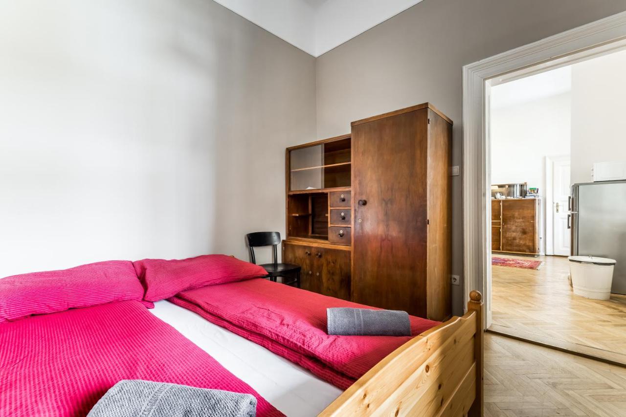 Berta - 4 Bedrooms, 3 Baths Budapest Kültér fotó