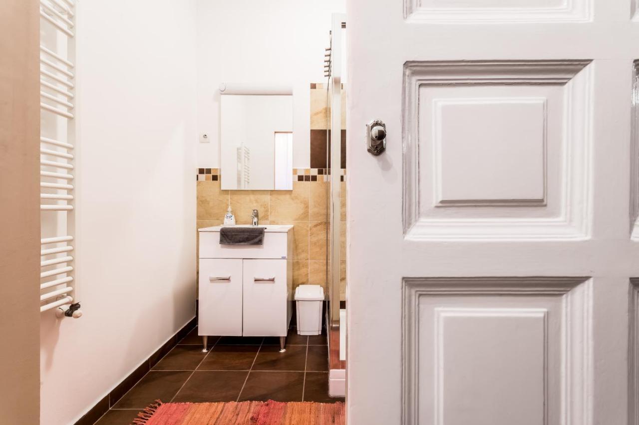 Berta - 4 Bedrooms, 3 Baths Budapest Kültér fotó