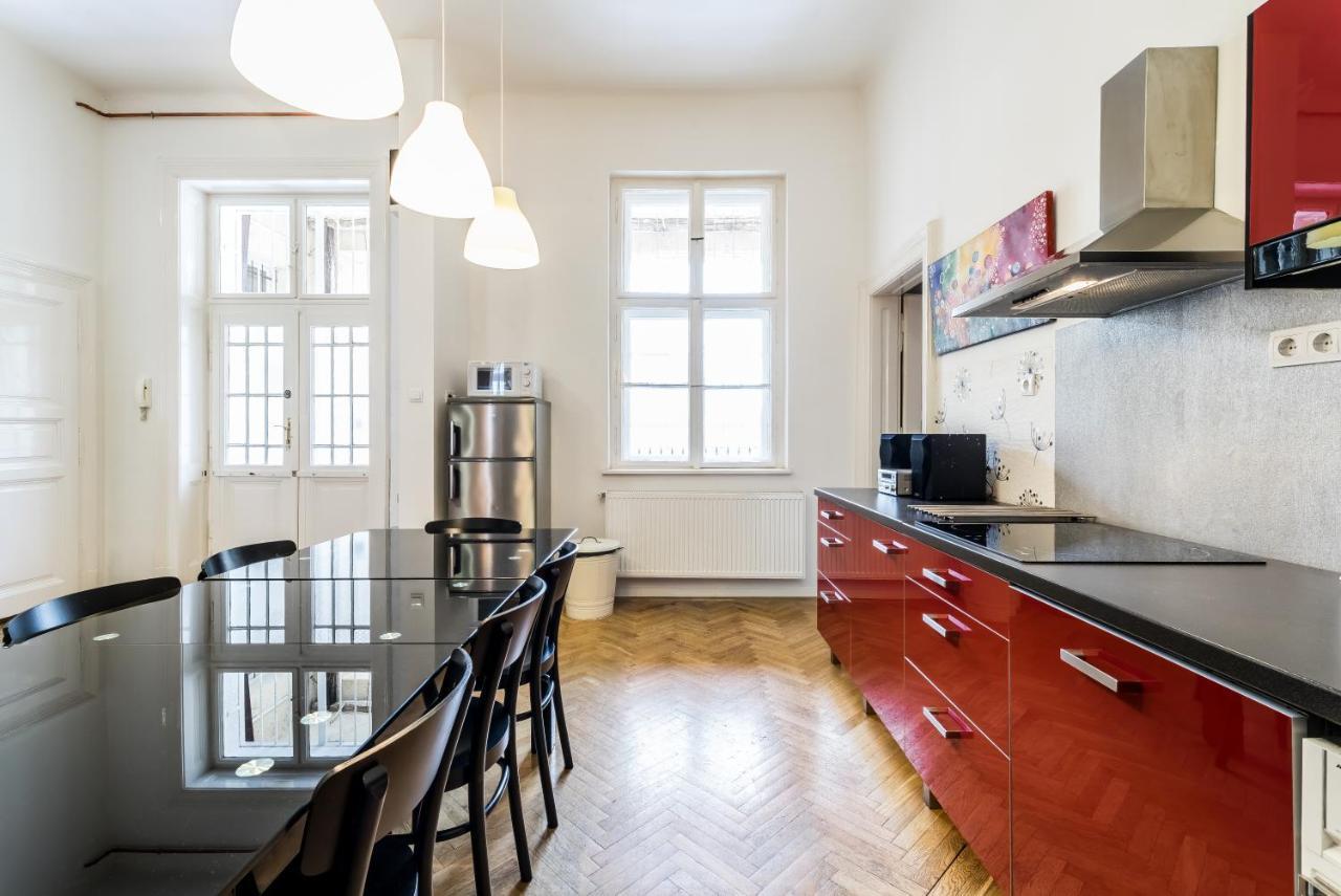 Berta - 4 Bedrooms, 3 Baths Budapest Kültér fotó